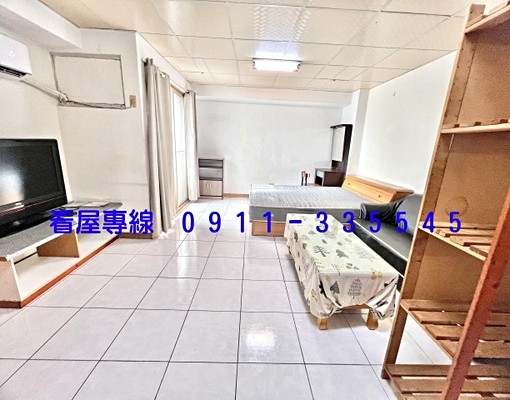 出租市區1房1廳陽台大套房1萬/月 - Image 2