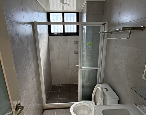 民富棒球場電梯分租套房★正市中心★屋齡新 - Image 12