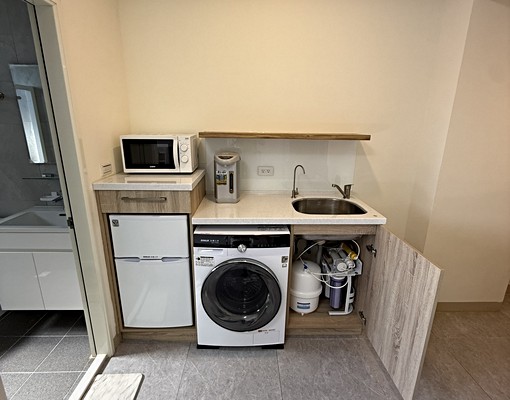 民富棒球場電梯分租套房★正市中心★屋齡新 - Image 10