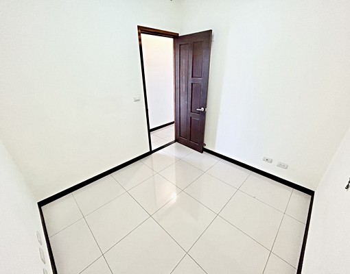 爆擊案🔥租補戶籍寵物神明攏來💫豐展三房平車💫採光風水讚 - Image 10