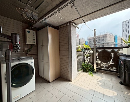 臻愛二房機械 - Image 1