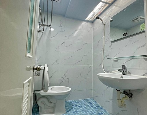 亮亮租屋~大興商圈/電梯社區/獨立大陽台、洗衣機 - Image 4