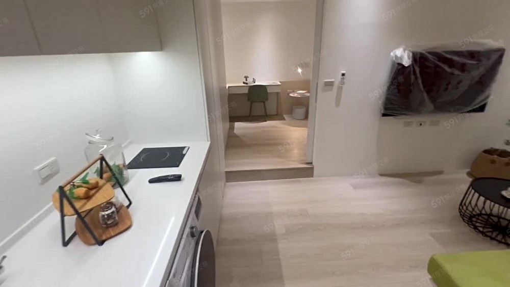 可租補。全新裝潢。垃圾代收。家具電齊全 - Image 1