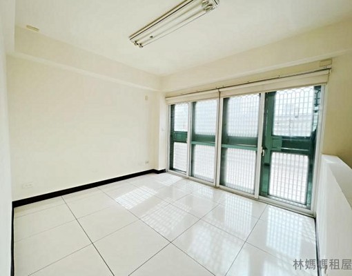 👍👍👍誠信小施🏠新光三越小北門社區型透天墅 - Image 10