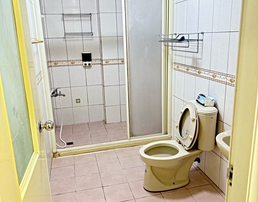 新豐新市路透天分租38坪工作室獨立出入口 - Image 4