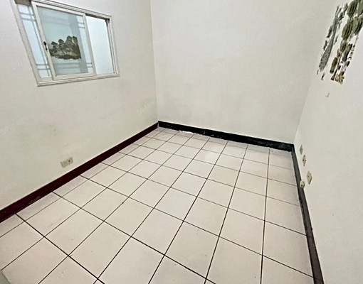 近捷運/適合情侶小家庭/生活機能佳/兩房 - Image 6