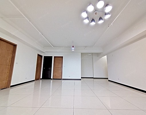 採光明亮,超大2+1房。近高鐵樓下全家。含車管 - Image 6