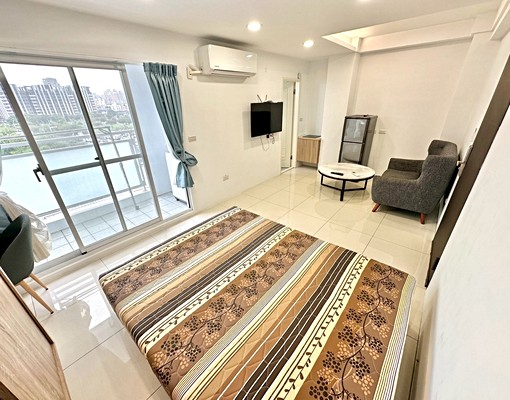 新整理🉑雙租補電梯超級大空間機車位近文華高中😍 - Image 2