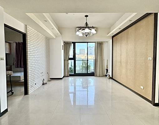 💫可租補💫我很好商量❤️東區秀泰旁美四房 - Image 1