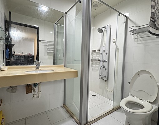 💫可租補💫我很好商量❤️東區秀泰旁美四房 - Image 6