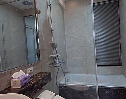 歡迎租補報稅入籍,陽台景色心曠神怡,空間大採光佳,含車管 - Image 6