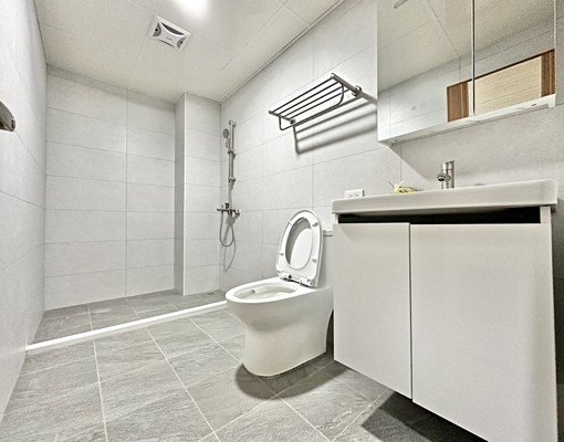 全新完工可租補超大間流理台♥近潭子加工區♥陽台獨洗 - Image 12