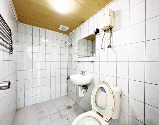 ★可工作室★可租補★大採光★冷氣★獨立衛浴★ - Image 3