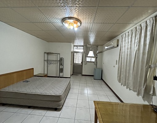 獨立陽台及獨立洗衣機(寬敞套房) - Image 2