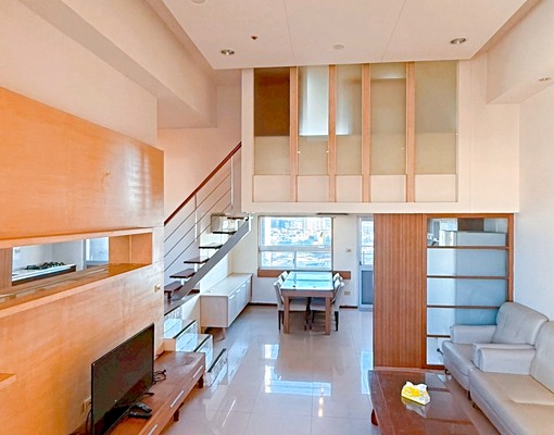 台中教育大學🏆️師院美術🏆️三房高樓平車美屋 - Image 1