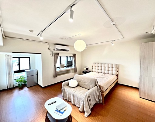 🎱近內壢|日月光|健身房|內壢浴缸採光大套房|台電|流理臺 - Image 1