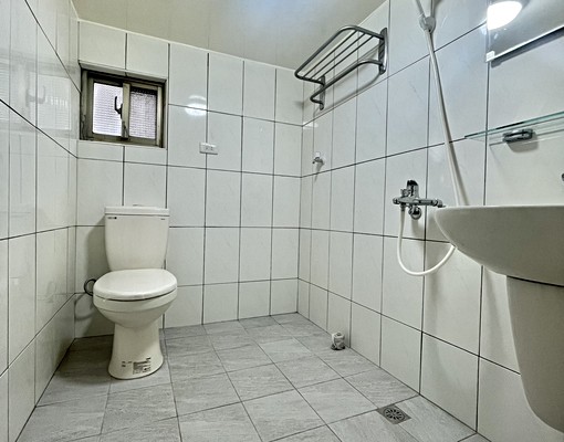 【凌群】可租補/免服務費/三重國小站2分鐘/可當工作室 - Image 7