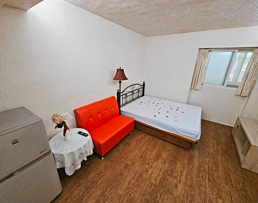 南勢角🏠格局方正採光通風/獨立陽台洗曬可開伙/垃圾代收/ - Image 2