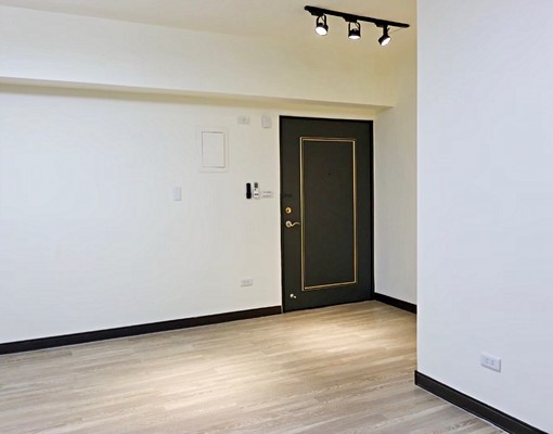 《屋主自租｜免仲介費》視野超棒的景觀宅✨採光好、地點方便 - Image 6