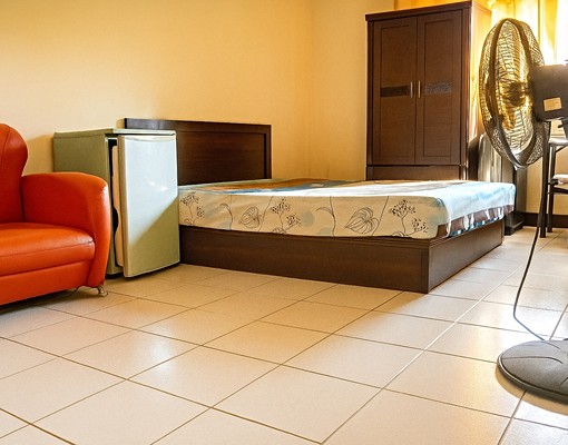 電梯大套房台水電獨洗 - Image 1