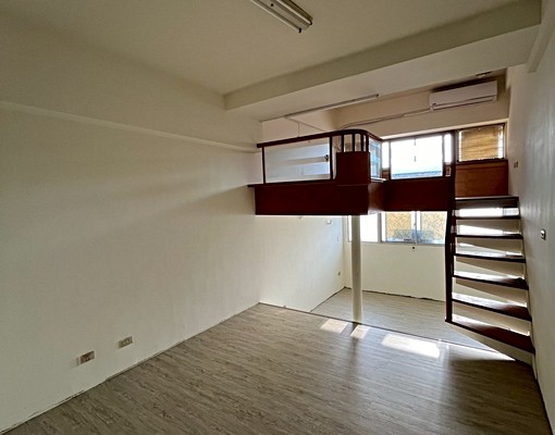 苓雅區/光華一路/中正文化DC樓中樓獨立套房 - Image 1