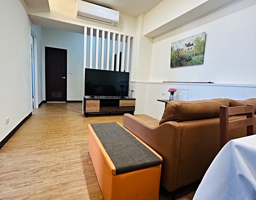 建平11街近市府3房含管附機車位 - Image 1