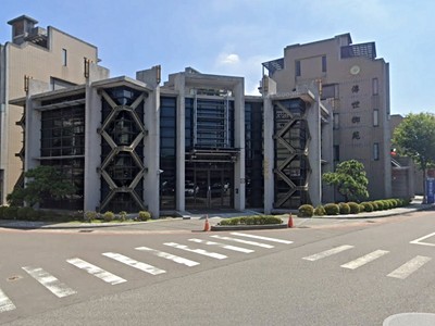 台灣房屋直營店獨家中壢內壢傳世御苑社區雙車美別墅