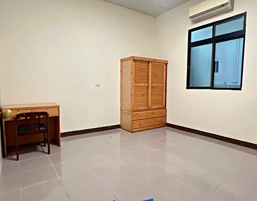 市區透天分租套房/獨立空間/有1房~2房~3房可選 - Image 1