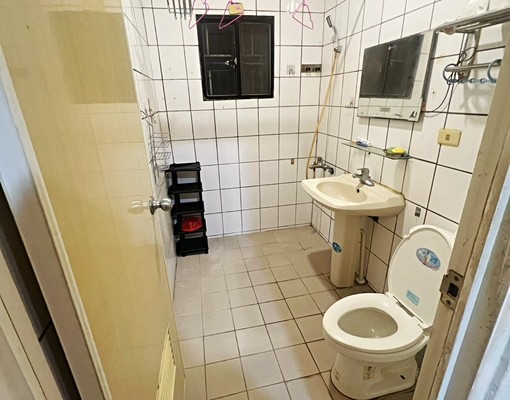 生活機能佳交通方便採光好通風好安靜有前院有後陽台 - Image 7