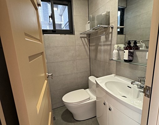 仁義重劃區~一年新屋二房坡平車 - Image 8