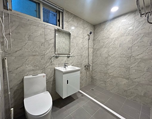 中壢車站1分鐘|飯店式管理|室內機車位.垃圾集中精美套房 - Image 11