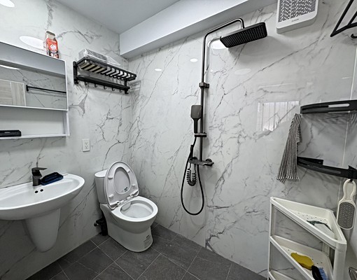 亞東醫院/重慶國中❣全新裝潢/傢俱齊全/採光通風/台水電帳單 - Image 11