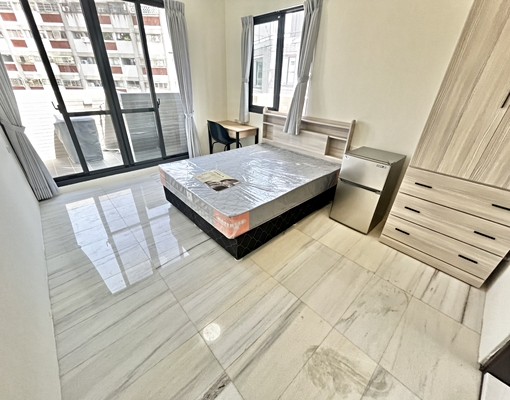 水湳小北百貨🔥雙租補🔥台電計價✨可貓✨陽台✨全新電梯 - Image 1