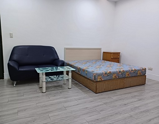 舒心大套房,溫馨乾淨,安心入住/租補&電費單計價 - Image 1