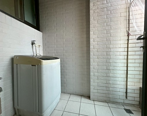 台南租屋~近海佃國小陽台套房(401) - Image 6