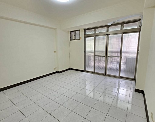 🏡西屯櫻城六街|60坪大空間透天別墅出租♓K大晟可租補♓ - Image 2