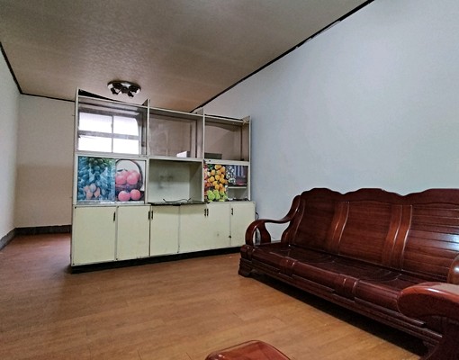 竹南園區旁活巷可停車前後院美透天 - Image 14