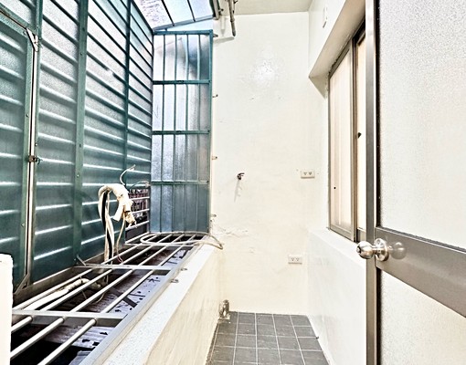 5+6樓大空間全新粉刷乾淨舒適 - Image 14