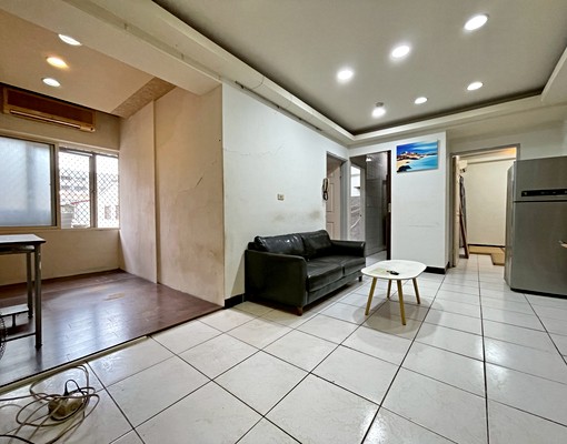 🏠北屯三房/附車位‼️可租補大坪數電梯宅近太原車站 - Image 1