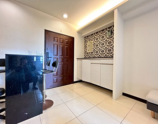 中港首璽朝南採光大一房機上車位可租補 - Image 6