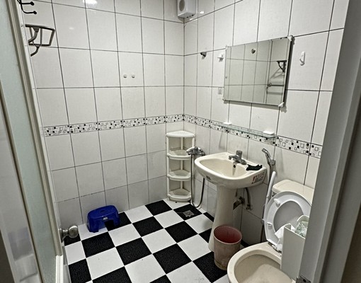 屏東市區鶴聲國中小採光家俱電全 - Image 9