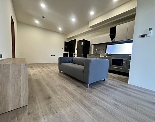 鐵道路二段近金竹路湳雅街全新日系三房平車 - Image 1