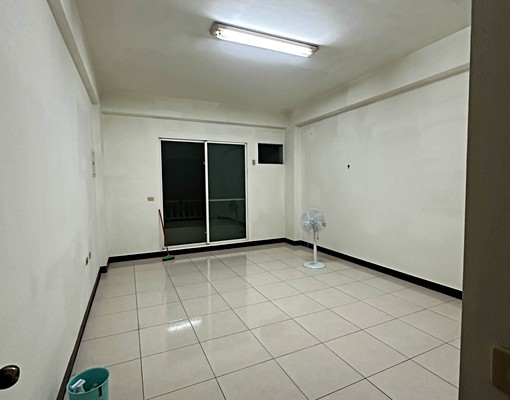 崑山國小車庫透天交通便利學區 - Image 5