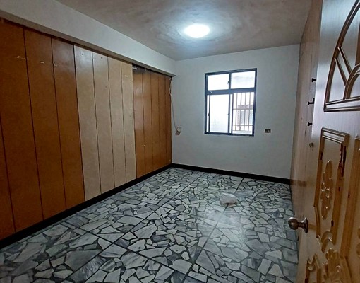 近蘆洲總站生活機能良好周邊有國小國中大學 - Image 2