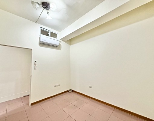 社子商圈、士林劍潭、可租補、正三房、家具可談、新裝潢 - Image 9