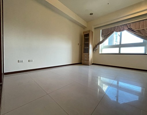 ★大英出租三房/前後陽台(含車位/管理費)★ - Image 2