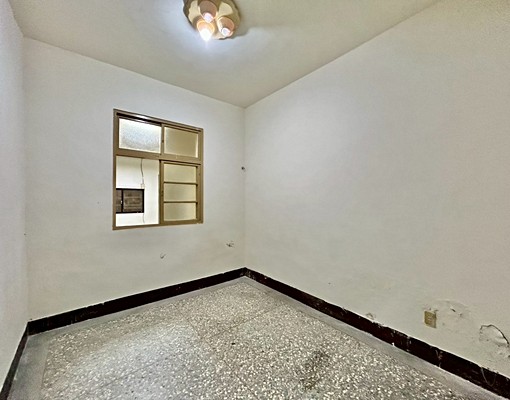 🌹【租】專任!可租補!台中小鎮長億商圈6房透天 - Image 4