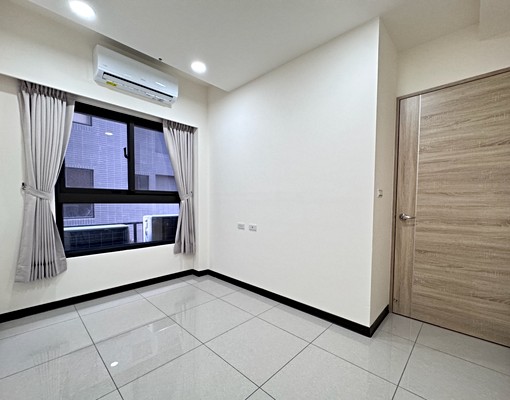 ✨【可租補】高樓層棟距|全新裝潢|家電傢俱全配【誠可議】 - Image 8