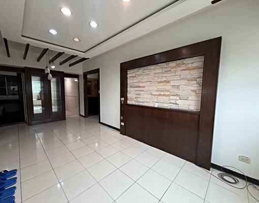 可租補✨免服務費✨泰山麗池樂章美三房⭐五泰阿亨 - Image 3