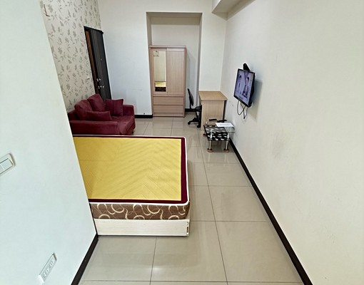 獨立電錶套房含B1平面車位近園區 - Image 2